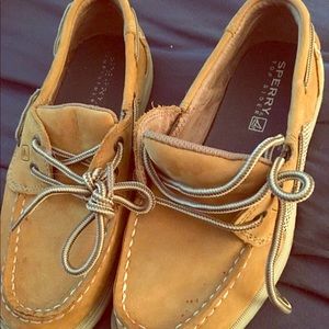Boys Sperrys